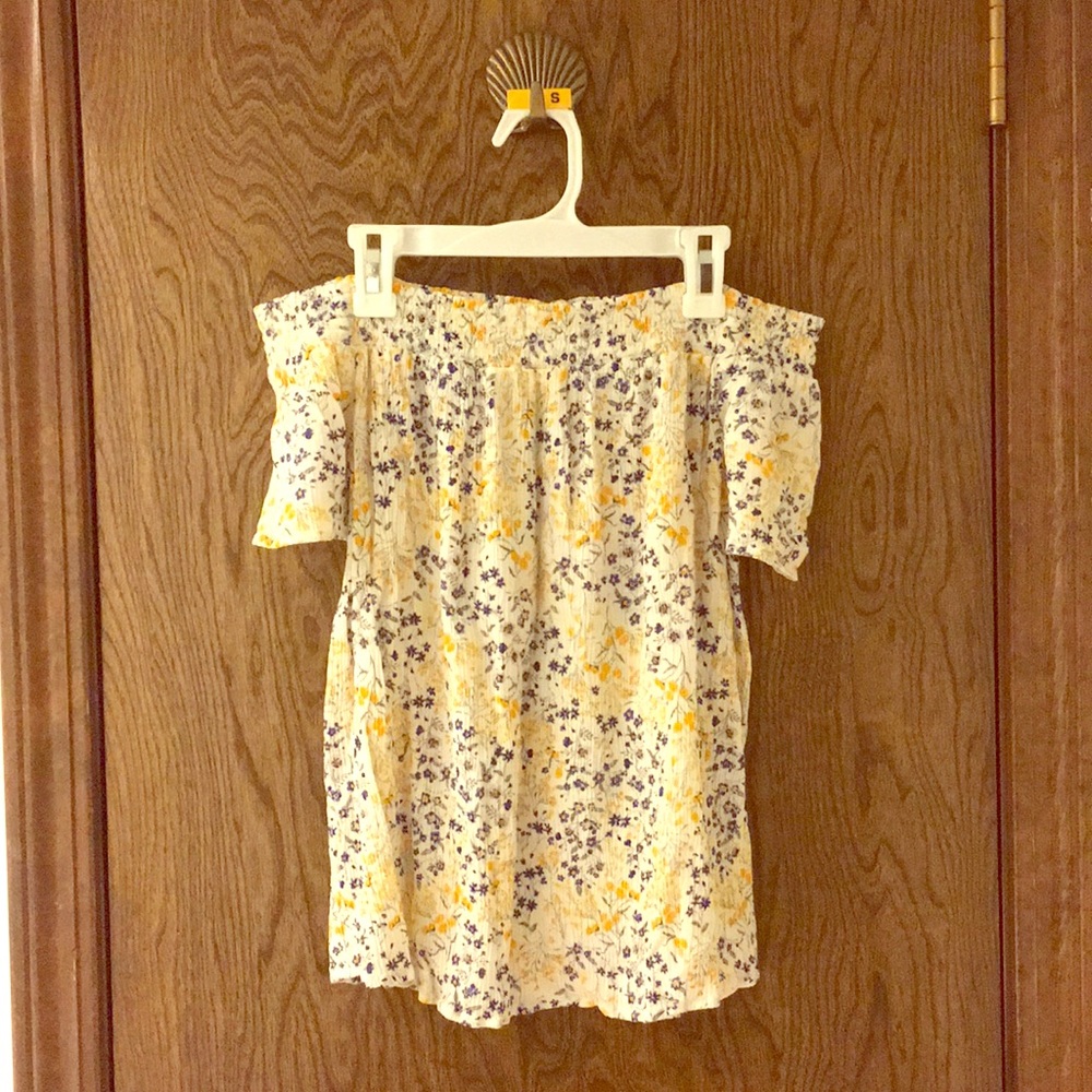 off-the-shoulder top